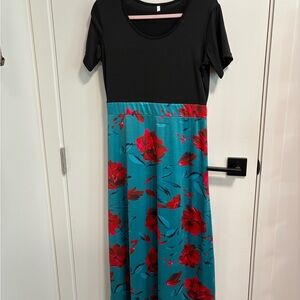 SHEIN Black & Teal Maxi Dress with Red Floral Print